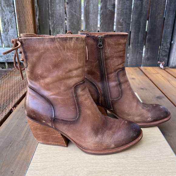 Kork-Ease Cherna Back Tie Stacked Heel Boot In Brown Leather Sz 8.5 - Picture 2 of 16